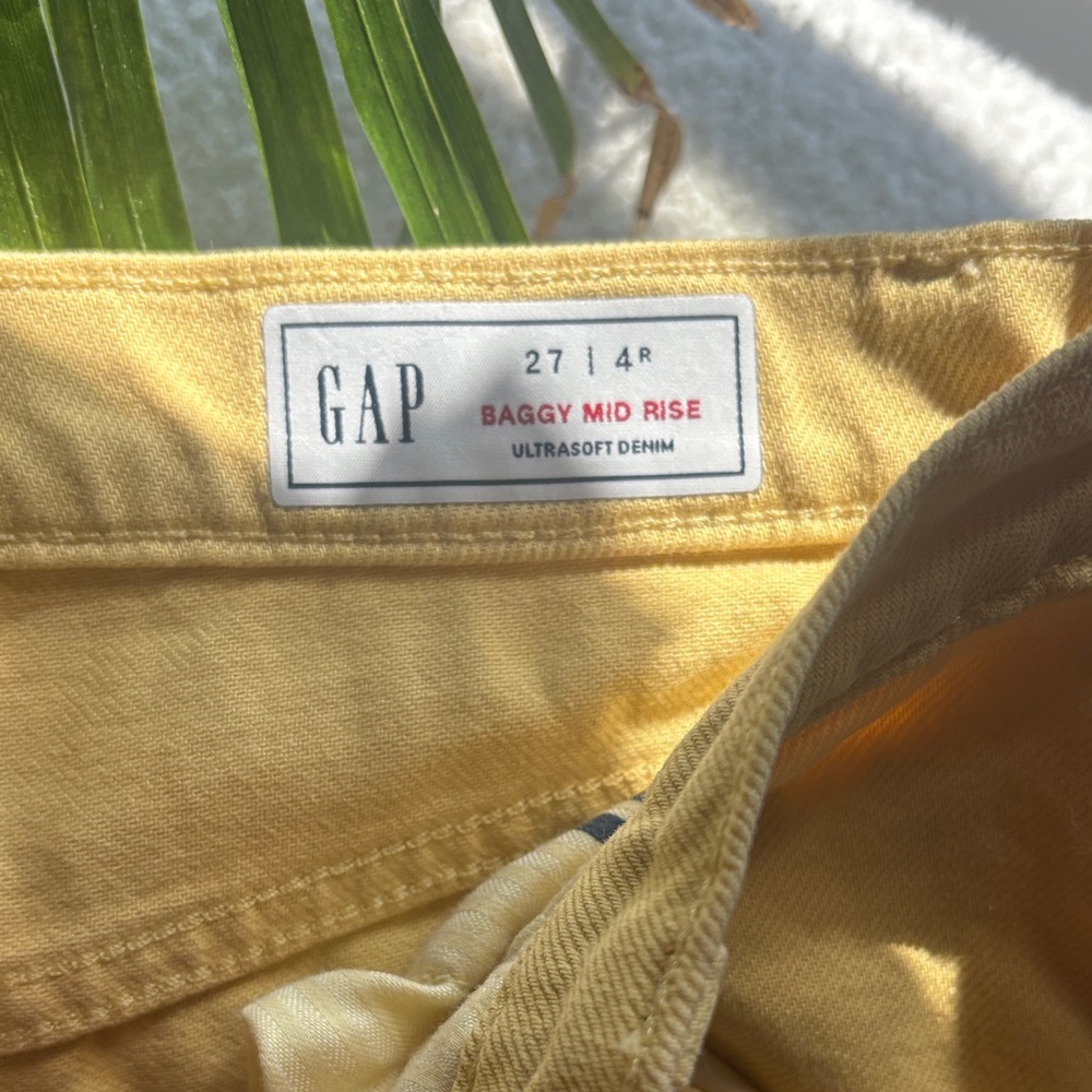 GAP Mustard Baggy Mid Rise Jeans